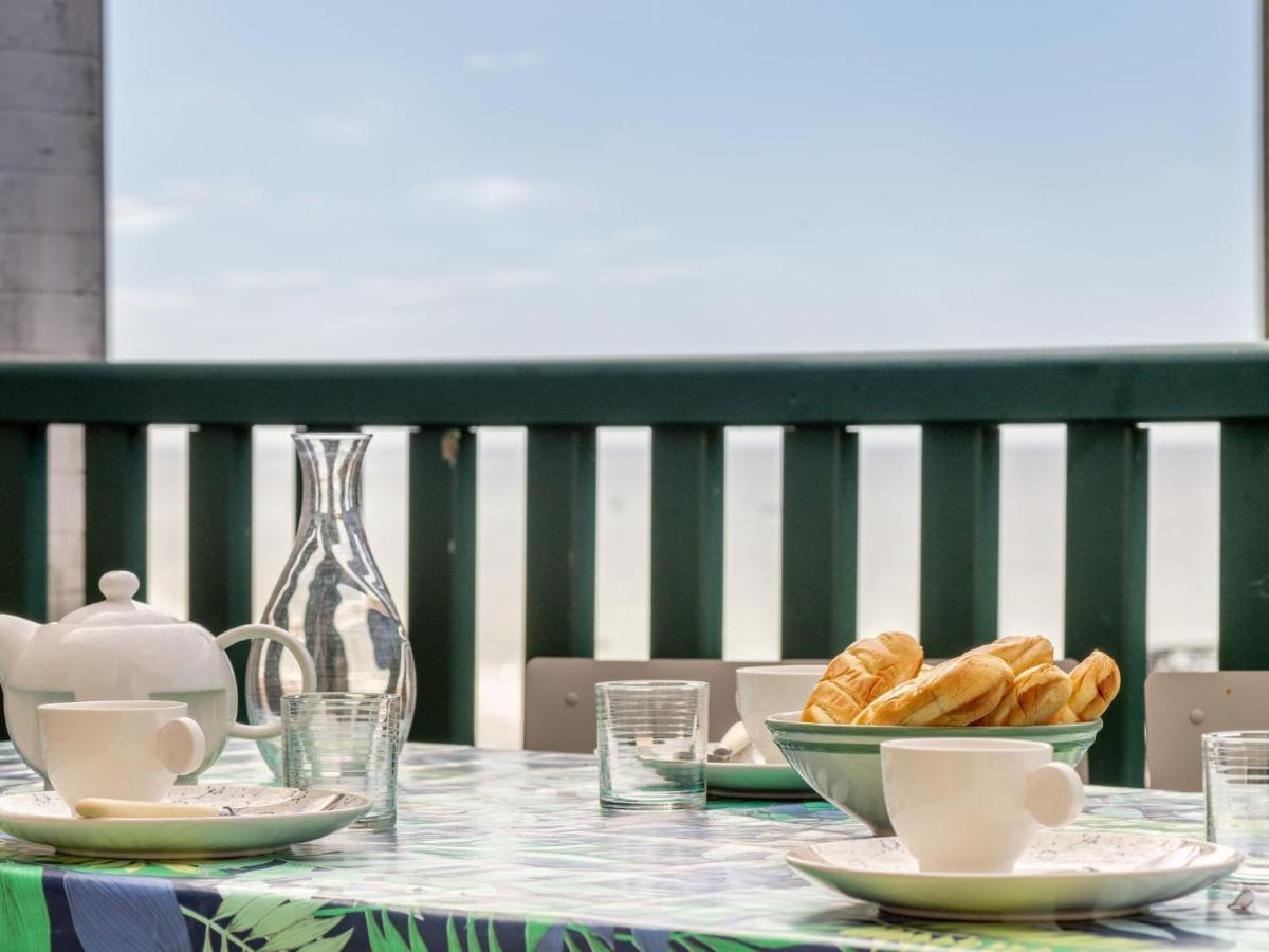 Apartment Les Roches By Interhome Trouville-sur-Mer Buitenkant foto