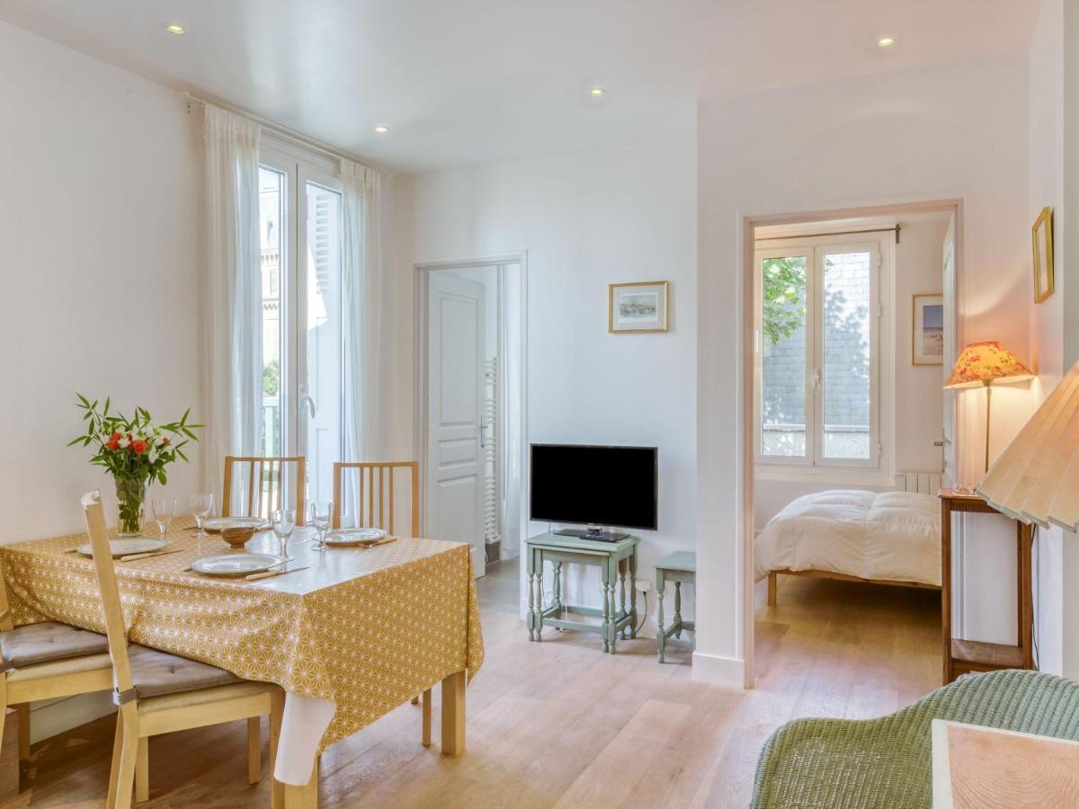 Apartment Les Roches By Interhome Trouville-sur-Mer Buitenkant foto